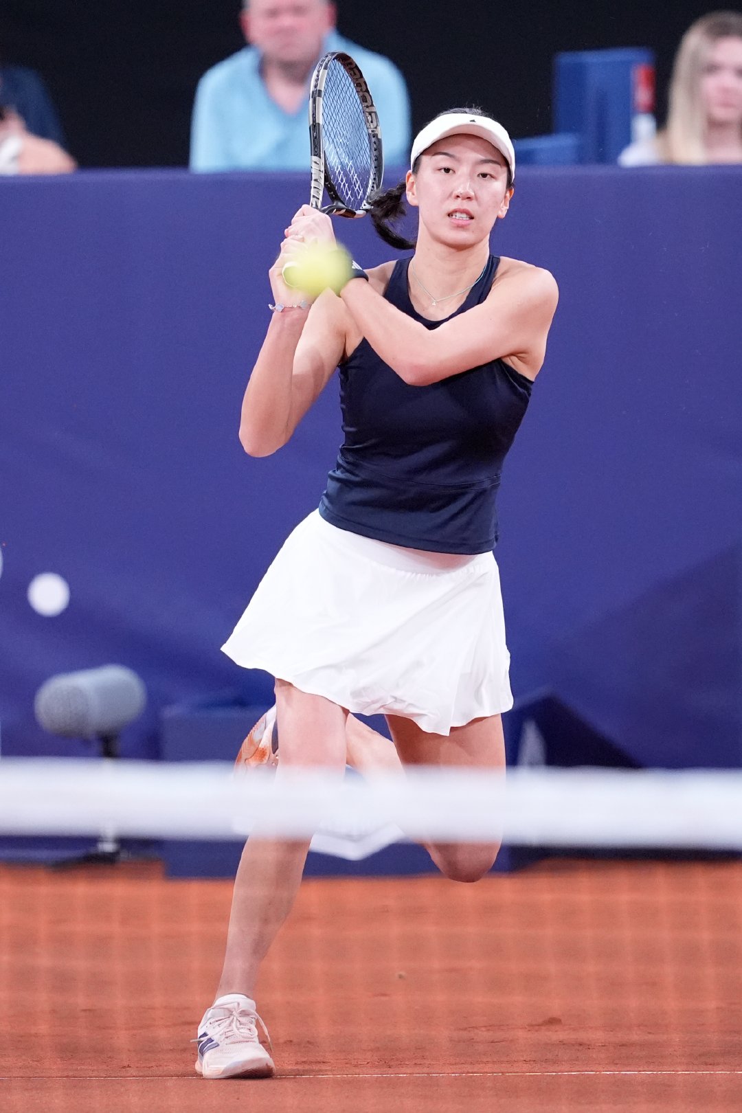 WTA1000马德里站今日赛程📅上半区第二轮比赛开打，萨巴伦卡、斯瓦泰克、米拉