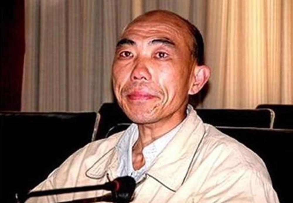一个被判了13年刑的人，在离刑满释放只剩15天的时候，被法院宣布无罪了。法官当庭