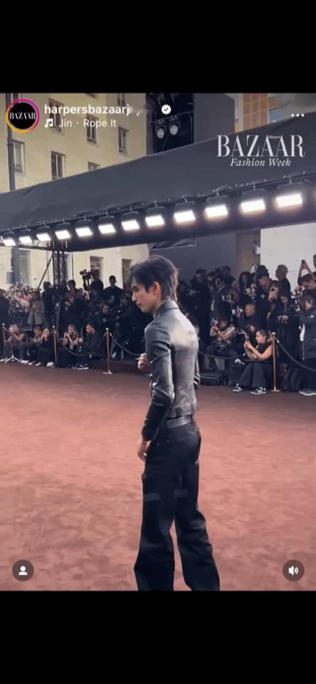 这还真怪不到牢笼的身材上​​​
