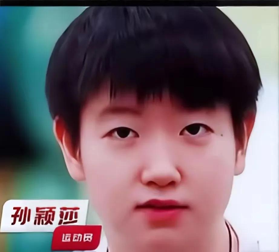 莎莎是第一个最懂楚钦的人，她说:我头哥身上，一定有让大家眼前一亮的闪光点！他身上