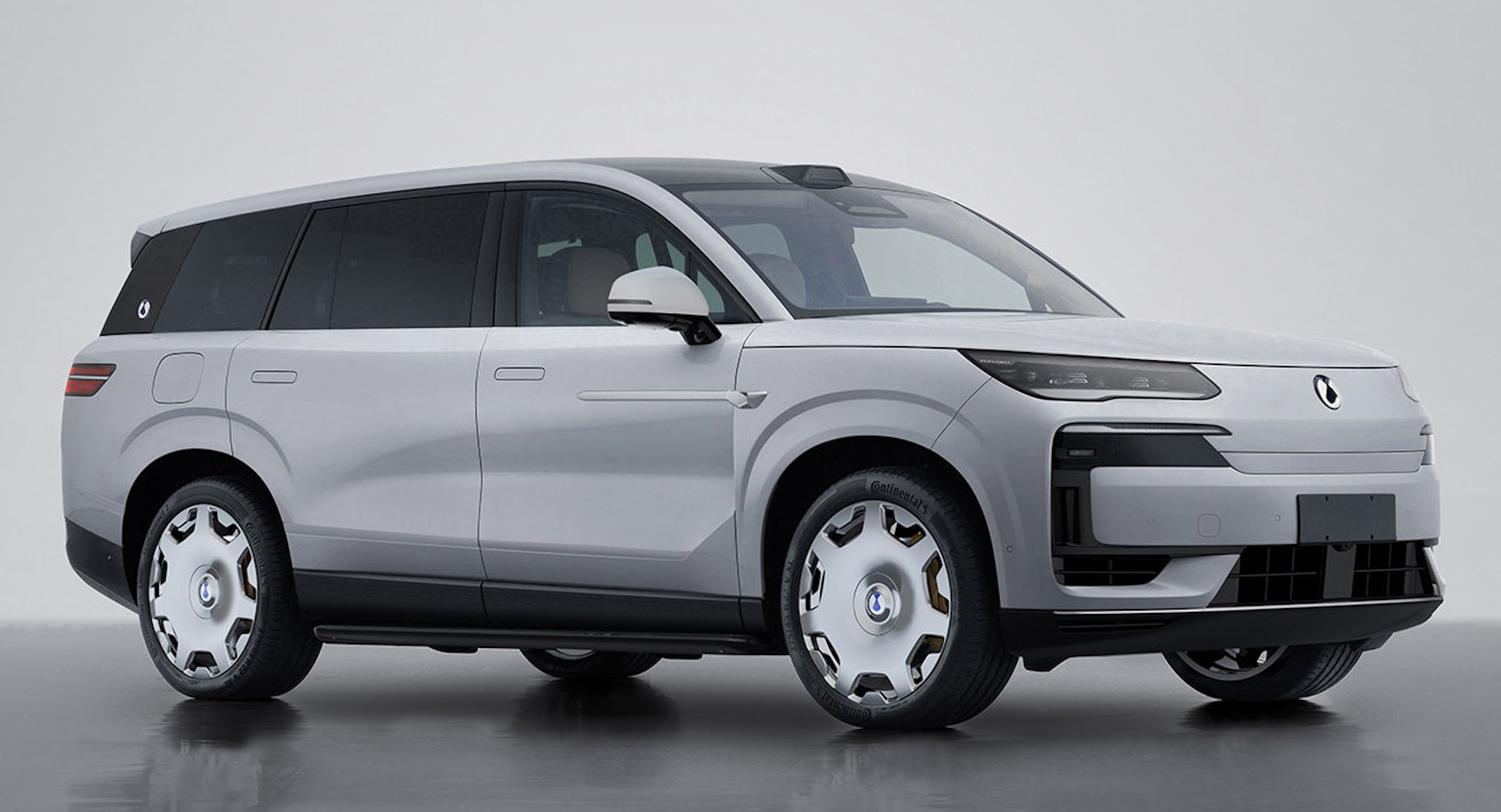 新款腾势n9纯电续航突破420km总有人揣着明白装糊涂！既然大家都吃大斌轮毂，