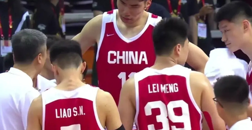 郭士强是真敢说啊！与波黑男篮的赛后发布会上，中国男篮主帅强调内线缺人轮转困难，
