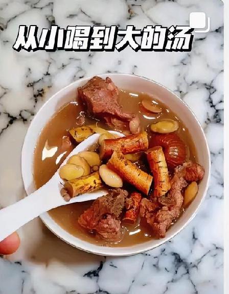 甲流这段时间势头正猛，我那个当医生的朋友私下跟我说：这时候可得少吃苹果！其实不少