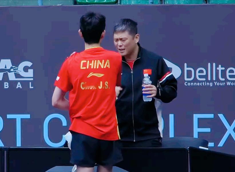 陈俊松第二局的时候，把志强气坏了！这次打安德烈怎么这么被动？被志强训了一顿，