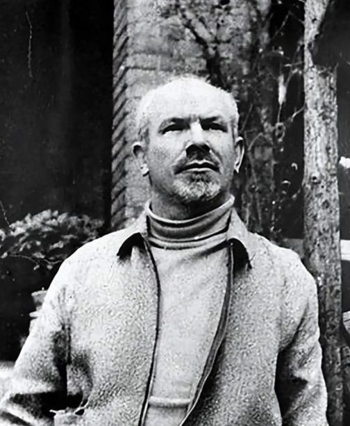 我一直以为白求恩就是个好人，课本里那种，脸谱化的好人。直到今天，我才知道，这根本