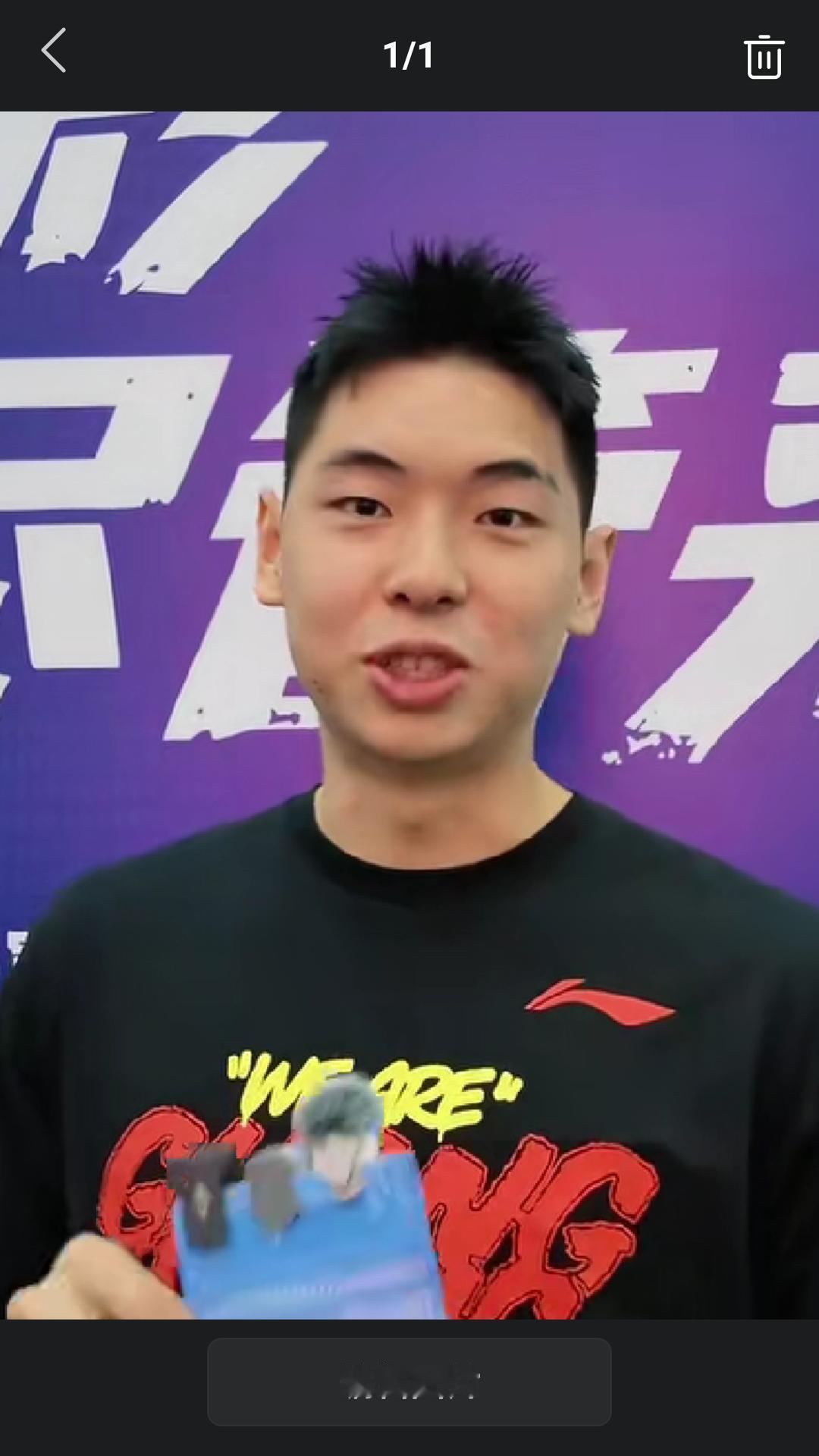 【广东宏远男篮锋线悍将崔永熙接受媒体采访时表示，从国家队回到俱乐部感觉比较松弛。