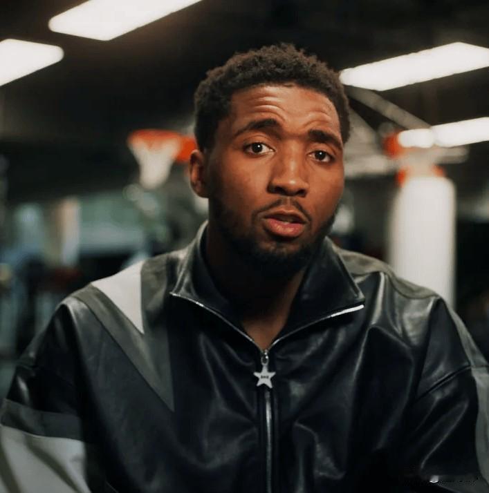 心怀感恩！米切尔谈保罗：“看到保罗就这样退役了。”“感觉挺唏嘘的。”