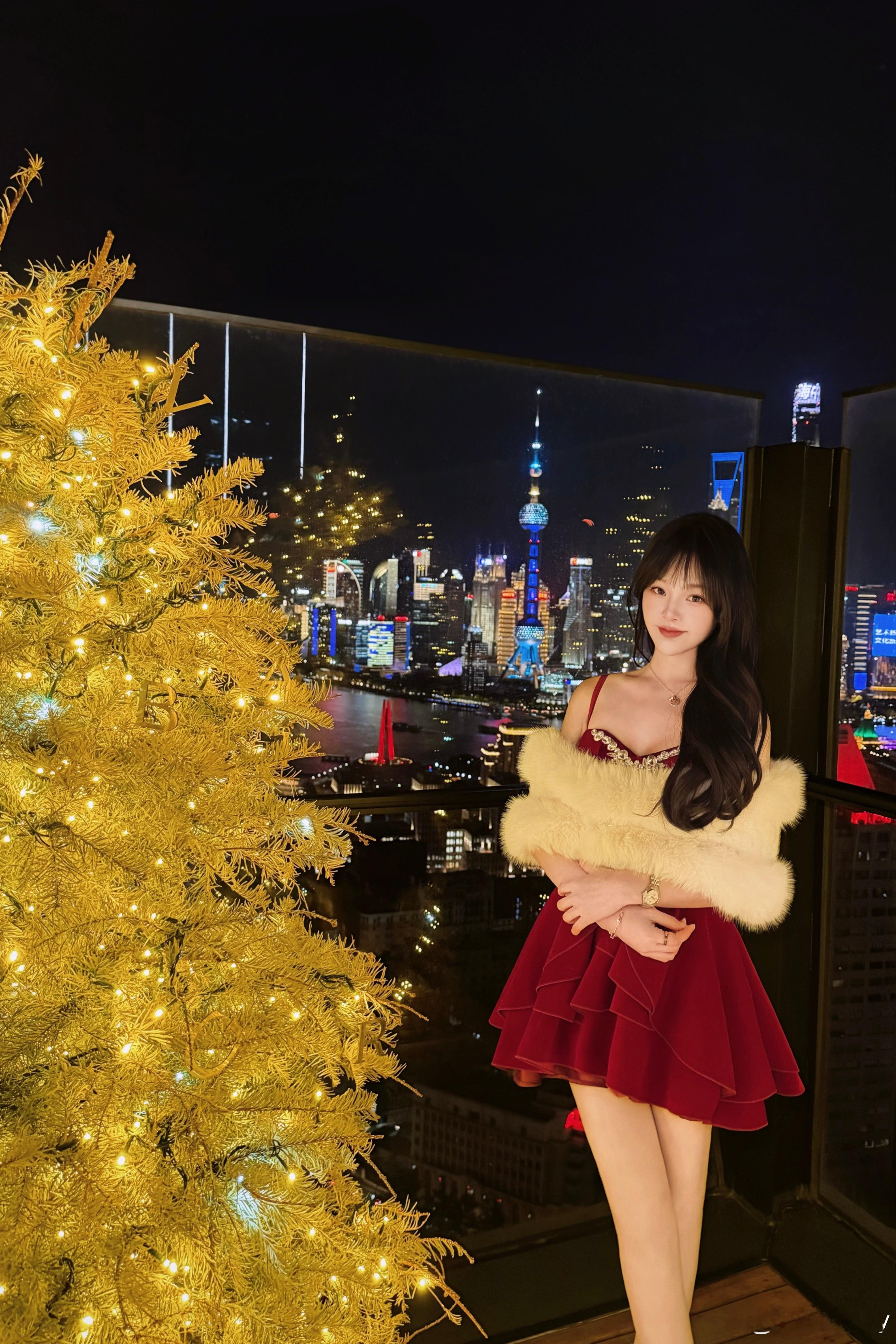 今年就以幸福开始❤️🔥🥂