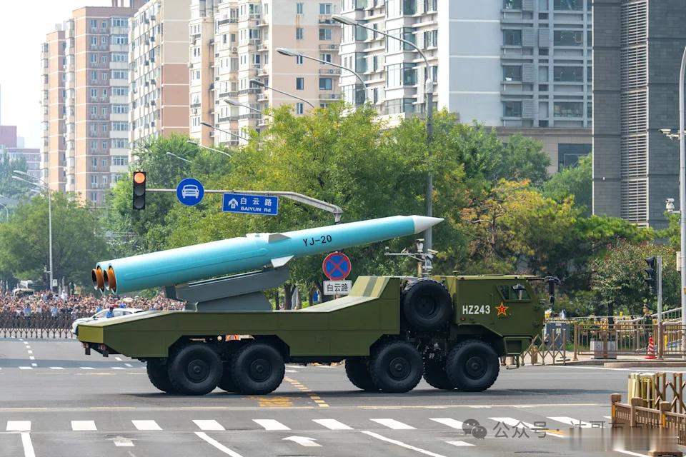 毛主席的诗词里，藏着一座武器库今日长缨在手，何时缚住苍龙。长缨是咱们第一代反潜导