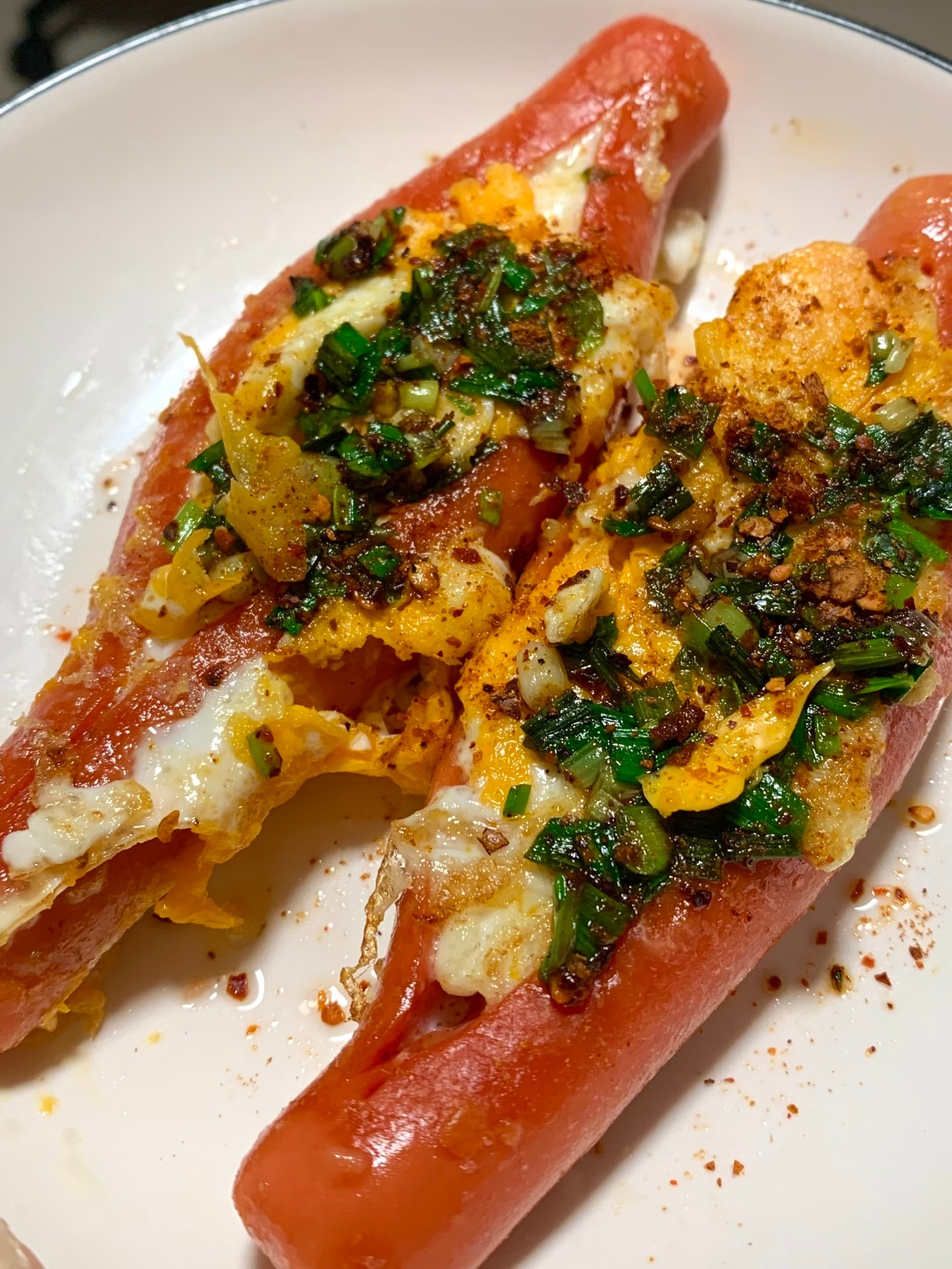 想出肠包蛋的一定是天才吧！就是鸡蛋液容易流出来～