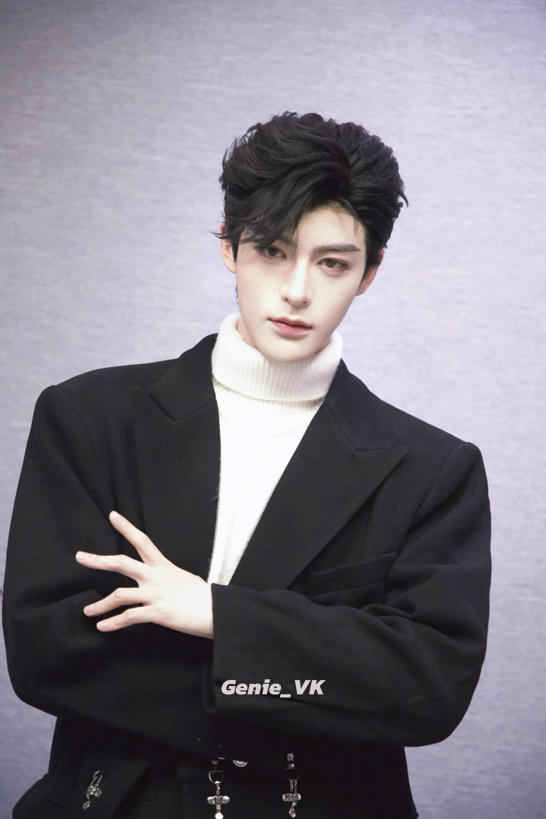 此咪的欧巴瘾犯了💦。