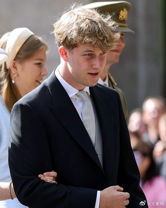 比利时王室🇧🇪7月21日，伊丽莎白女王储、加布里埃尔王子、伊曼纽尔王子、埃
