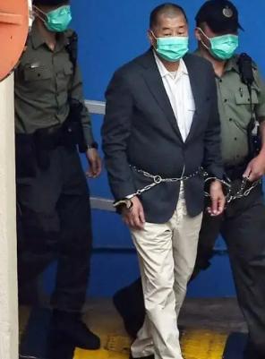 “乱港分子”终于供出了主谋！在近期，被中国政府定罪的“乱港分子”黎智英公然在法庭