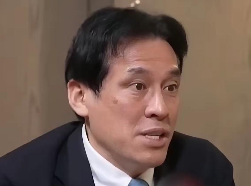 彻底不演了吗？台湾省亲绿媒体人黄暐瀚直播放话：如果以后还有投票的机会，我一票都不