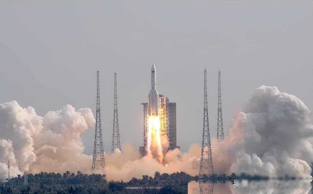 中国卫星密集升空引韩网友不满，规则争议背后藏着什么秘密？前两天刷短视频，看见个