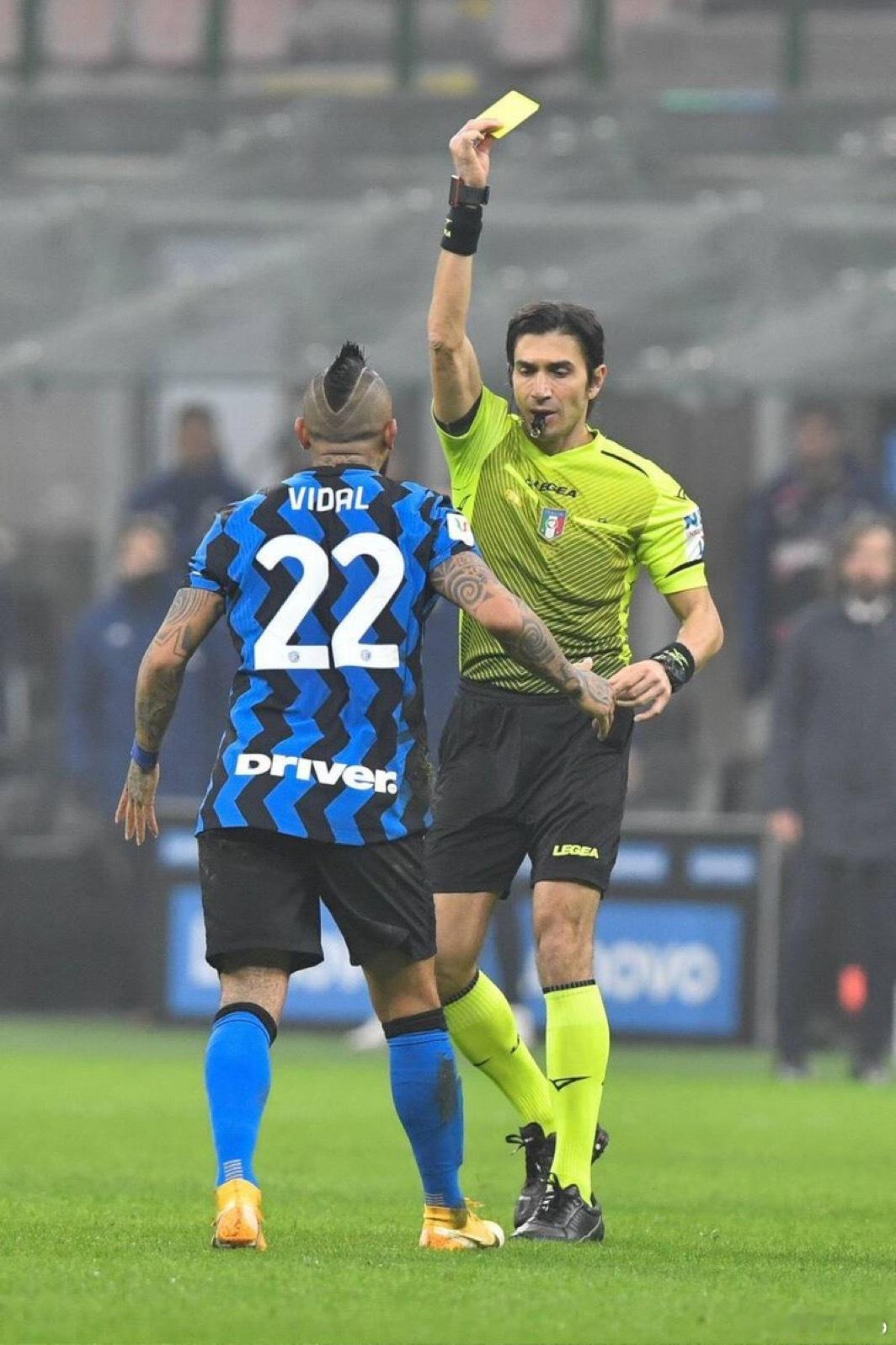 前裁判吉安保罗·卡尔瓦雷斯：国际米兰本赛季没有得到裁判的任何优待事实上在意甲联