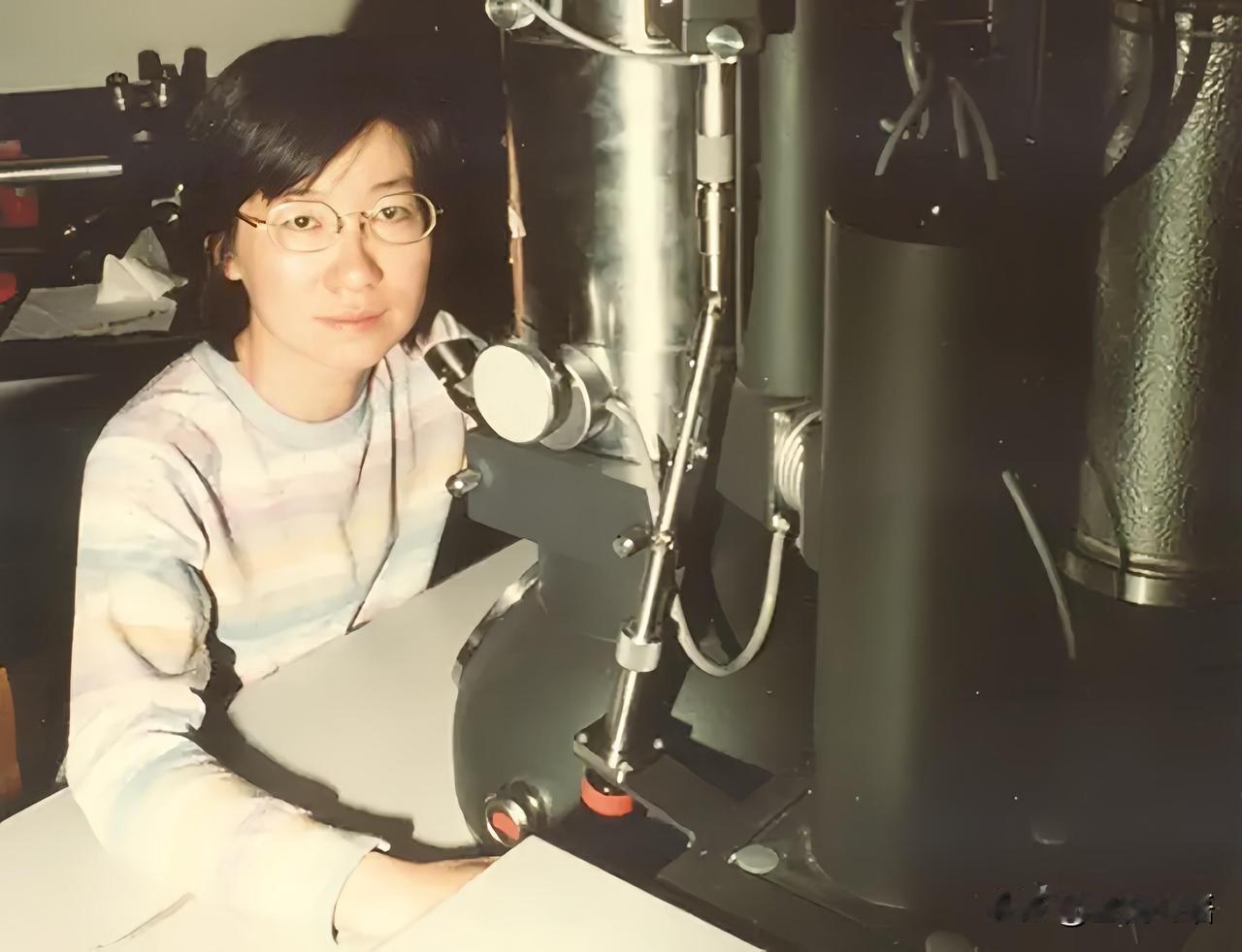中国女科学家凭啥让诺奖争议至今？她才是基因领域真大佬！1943年生的湖南姑娘