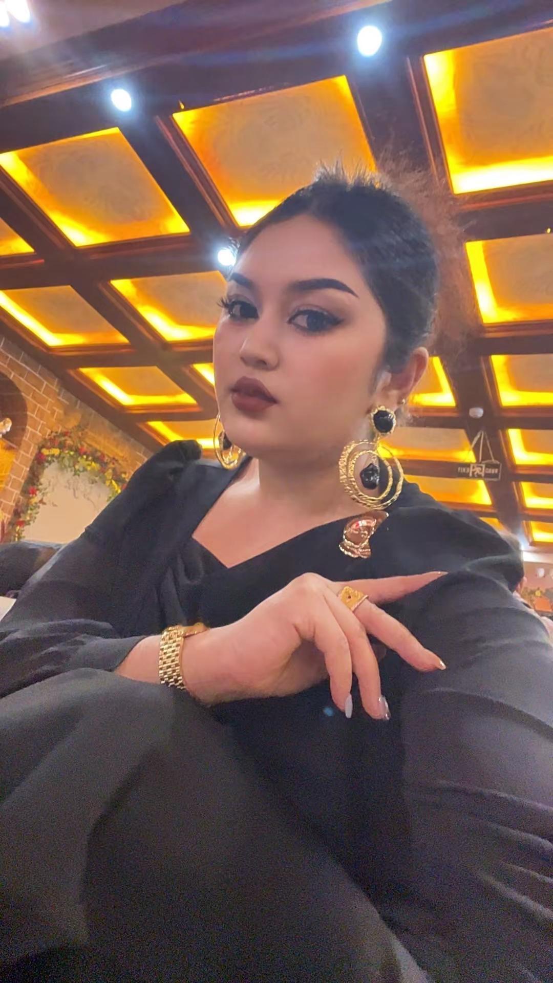 异域风情服饰傣族服饰穿搭助手酒吧拍照姿势新豪华旗舰昊铂A800上市