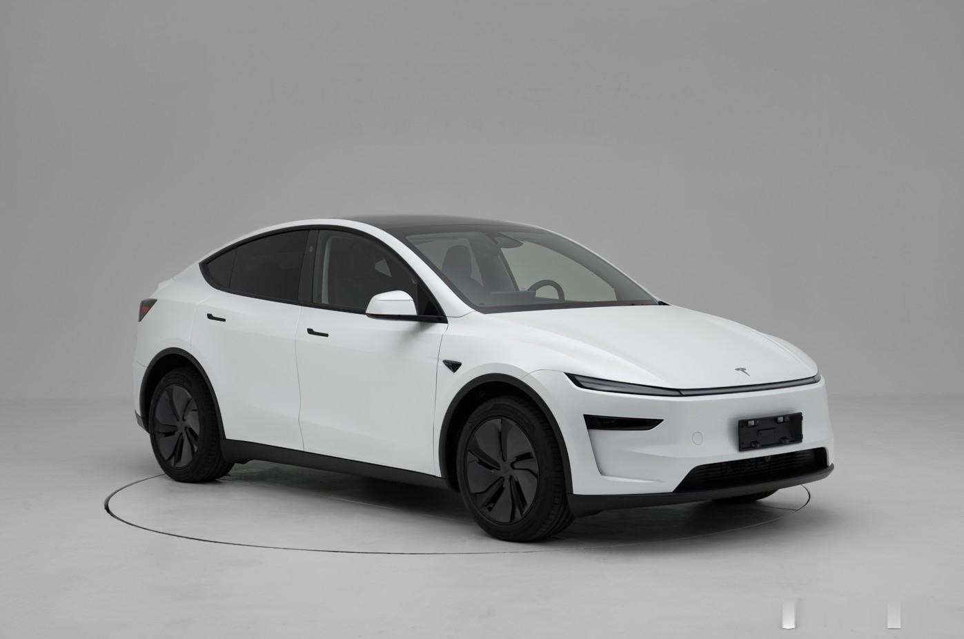 该来的还是来了，后驱长续版ModelY焕新版。参考3和Y的价差（2