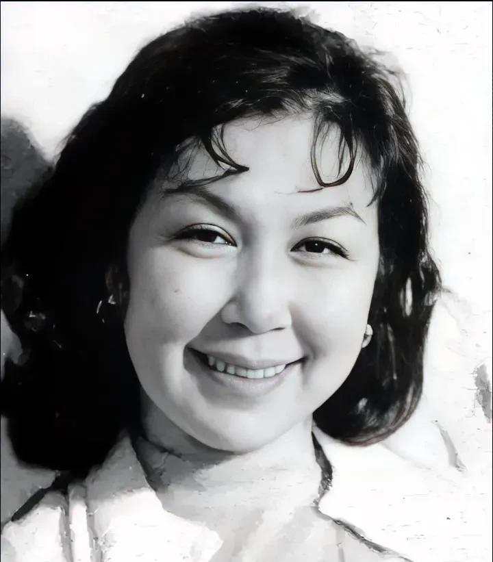 原来她已经去世35年了。这位以塑造“坏女人”形象见长的演员，虽然没有王晓棠那么漂