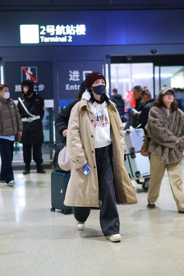 姚晨这一次的机场穿搭，减龄效果杠杠的