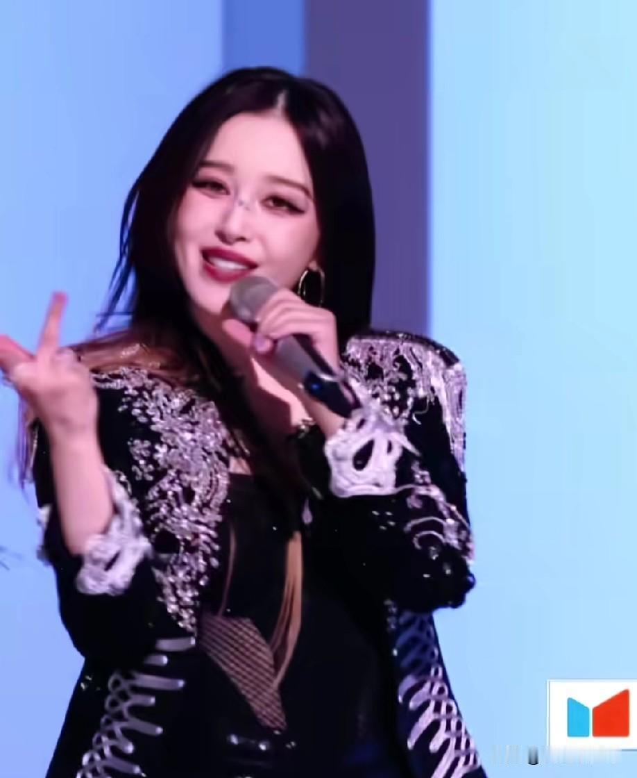 看了《乘风2026》四公的《潇洒小姐》，真的很棒，但阚清子着实惊艳到我了，这才多