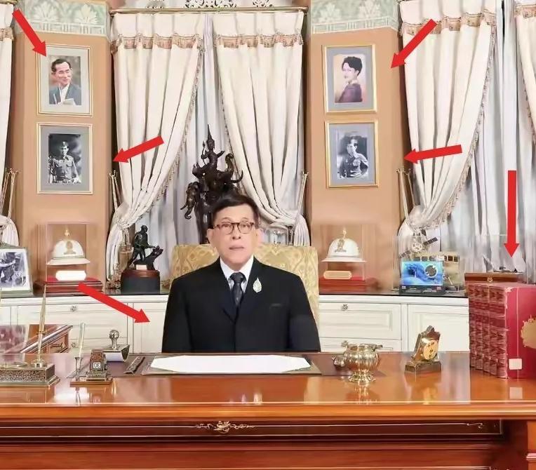 非常少见！泰国国王玛哈·哇集拉隆功向泰国人民发表了2026年新年致辞。这确实