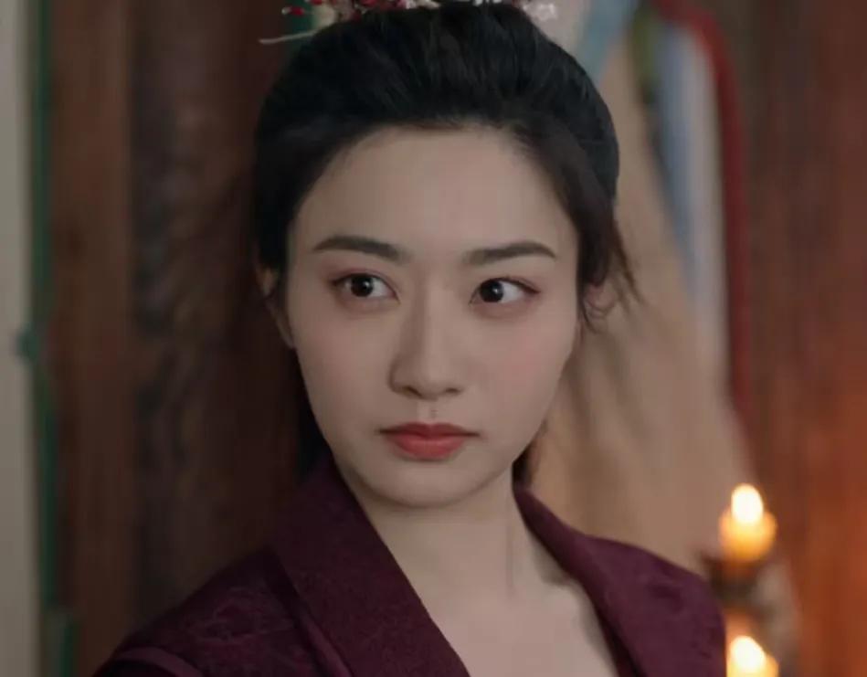 《唐诡3》又来两个知名大咖的低配版，作为主角团的成员，从第一季开始，樱桃的饰演者