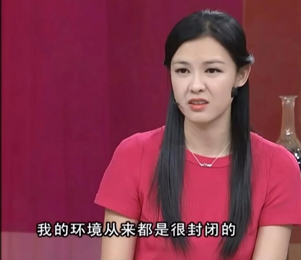 周韵谈接戏，不会演可能性感一点的片子，说:“因为我觉得这个可能跟我从小成长的这个