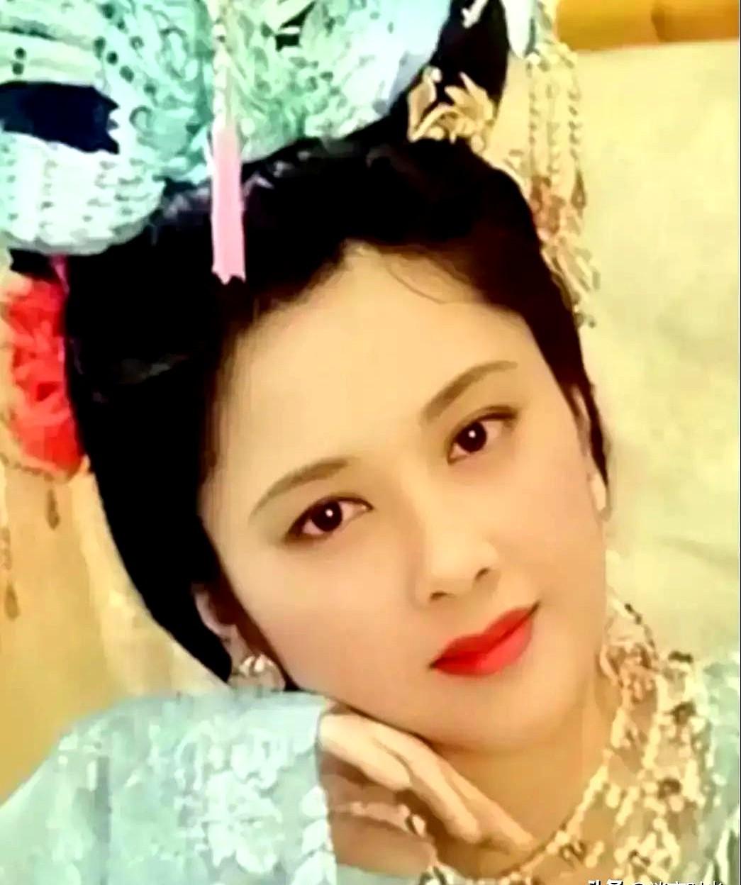 刚在趵突泉边炫完把子肉，刷到这10位明星竟然全是咱济南人！巩俐不到一岁就来济