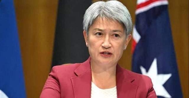 看完中国射向太平洋的战略导弹，澳外长当着全球对华喊出一句话，整个西方目瞪口呆。