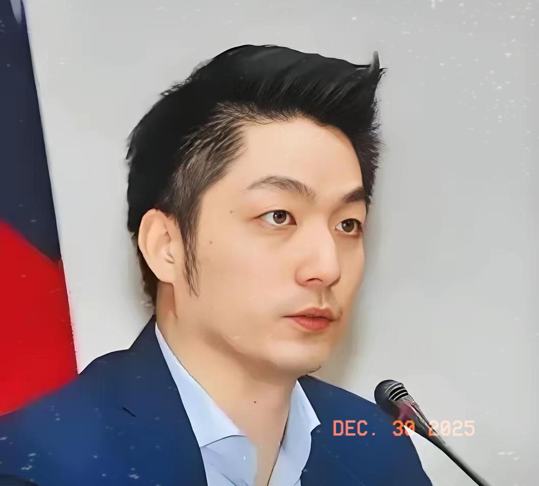 蒋万安的狐狸尾巴终于露出来啦！​刚结束上海“双城论坛”、强调“双城好，两岸好