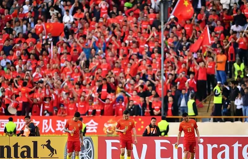 中国国足现役球员水平前十名第一名：王钰栋第二名：塞尔吉尼奥第三名：武磊第