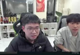 Doinb夸Emo的切屏像是Faker一样，Emo现在天梯是16700，目前仍在