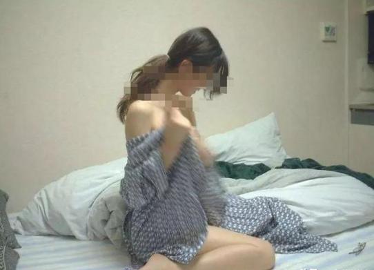 山西，女子与男友发生关系时，见男友拿出手机拍了些照片和视频，也没多想、制止男友。