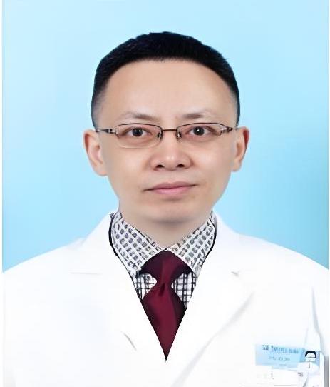 陈某贤，这辈子算是完了！不只是被医院处分，而且已经被刑拘！大概率医疗事故罪。参考