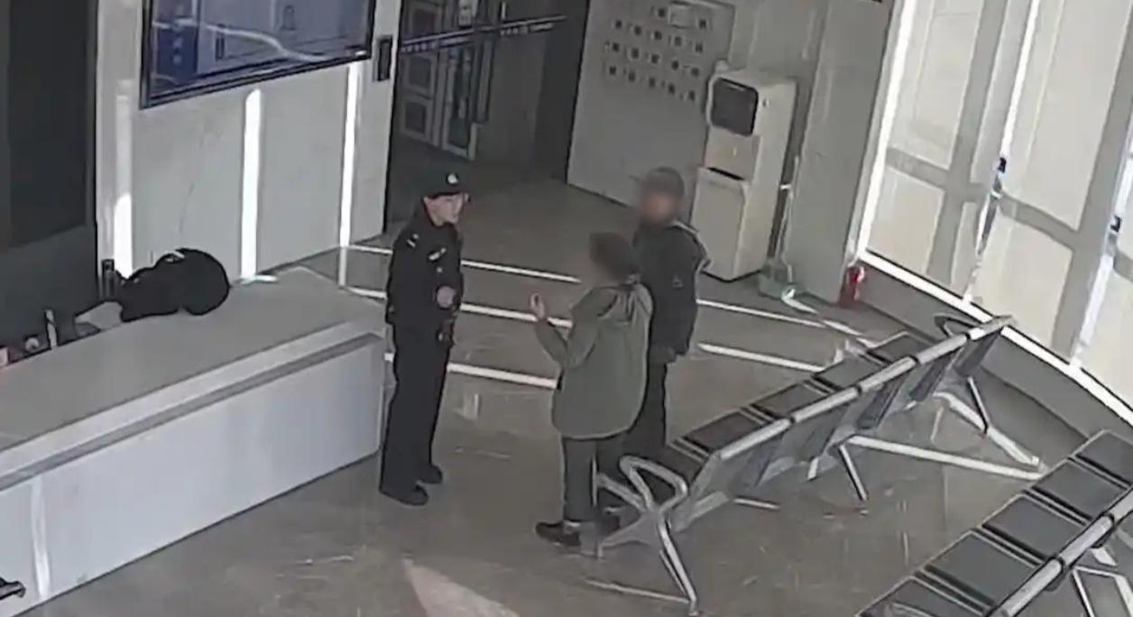 紧急！155万差点没了！南京一老人接个电话差点“倾家荡产”！😱事情是这样