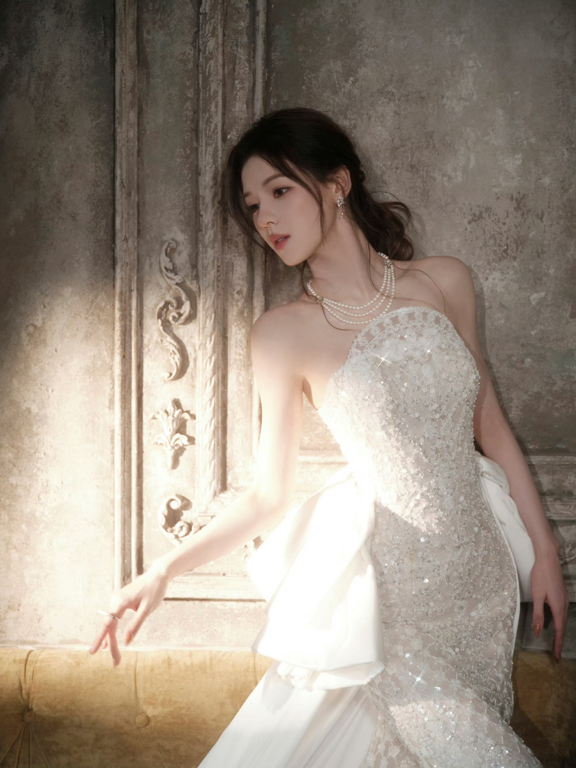 张予曦好漂亮期待漂亮公主继续保持！！！！已经无法用语言形容了，这才是拍出了曦曦