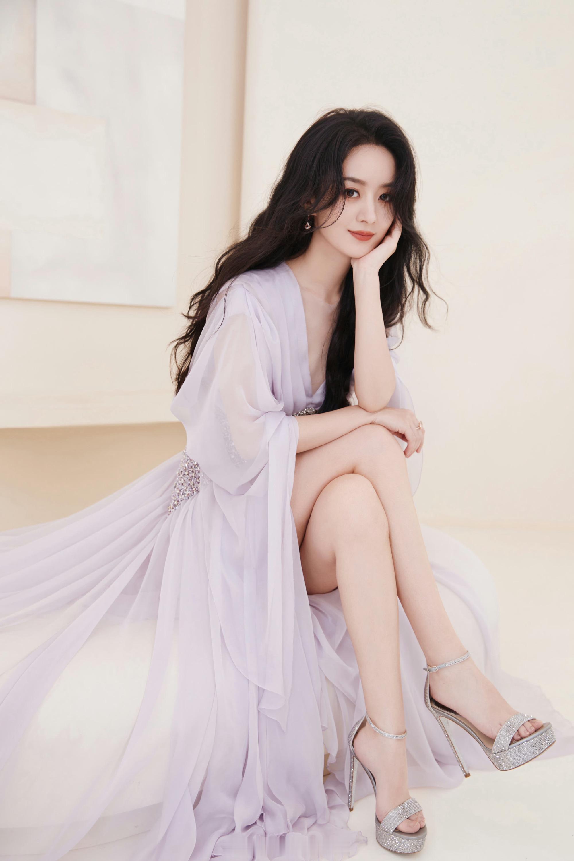 赵丽颖美腿写真​​​