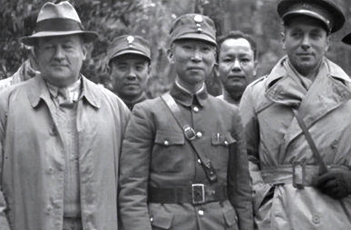 在抗日战争期间，哪六位中国名将歼敌数量最多，他们的结局分别是什么？1942年4