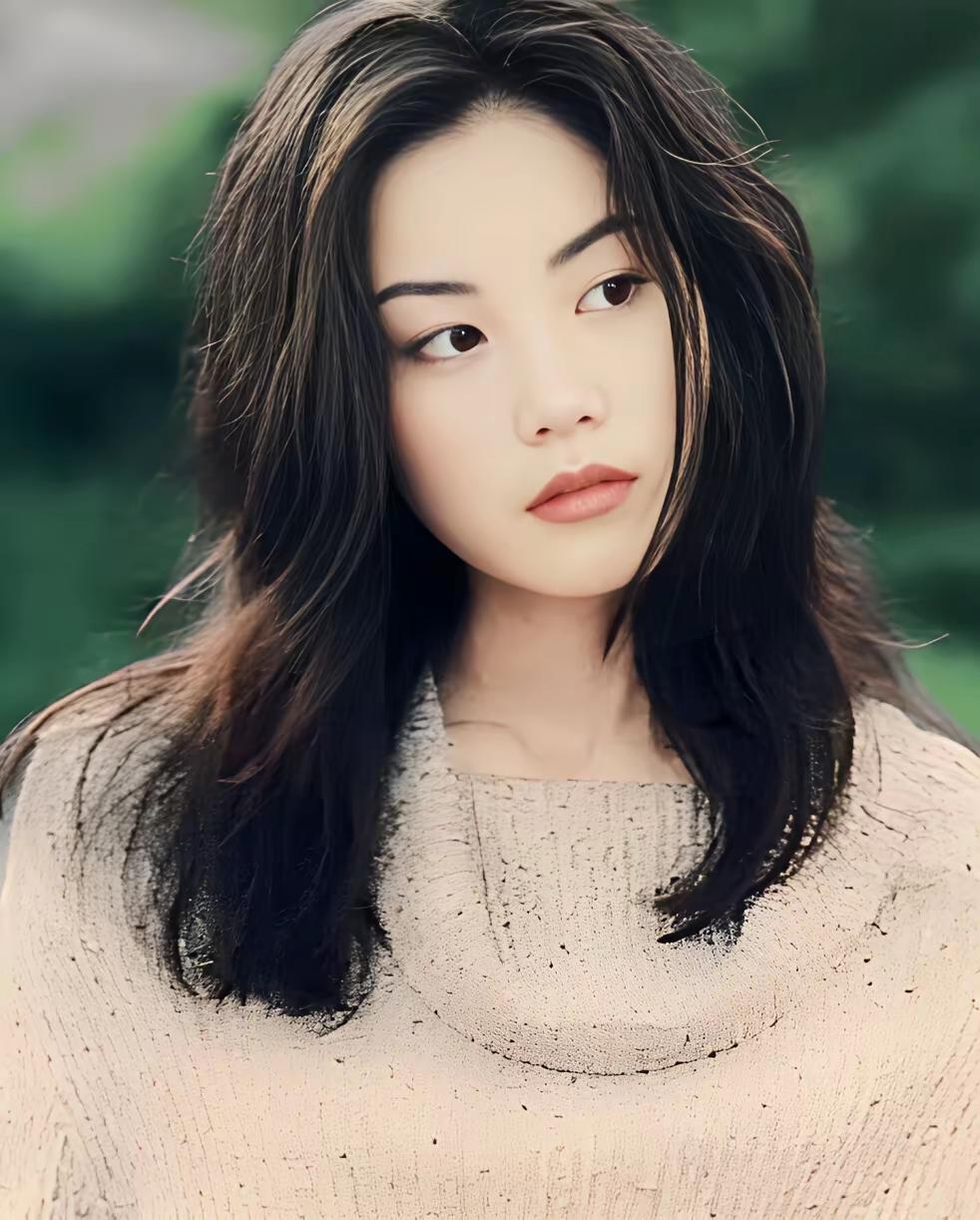 如果爱情永远像年轻的模样多好！我真的是怀疑窦唯的审美年轻时候王菲多好看啊为