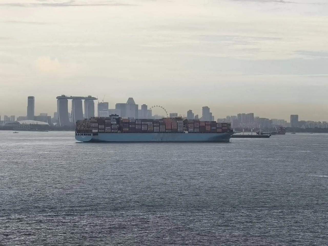 居然还有人能问出这个问题，不知道脑子是怎么想的。对于航海类专业毕业生特别是本科