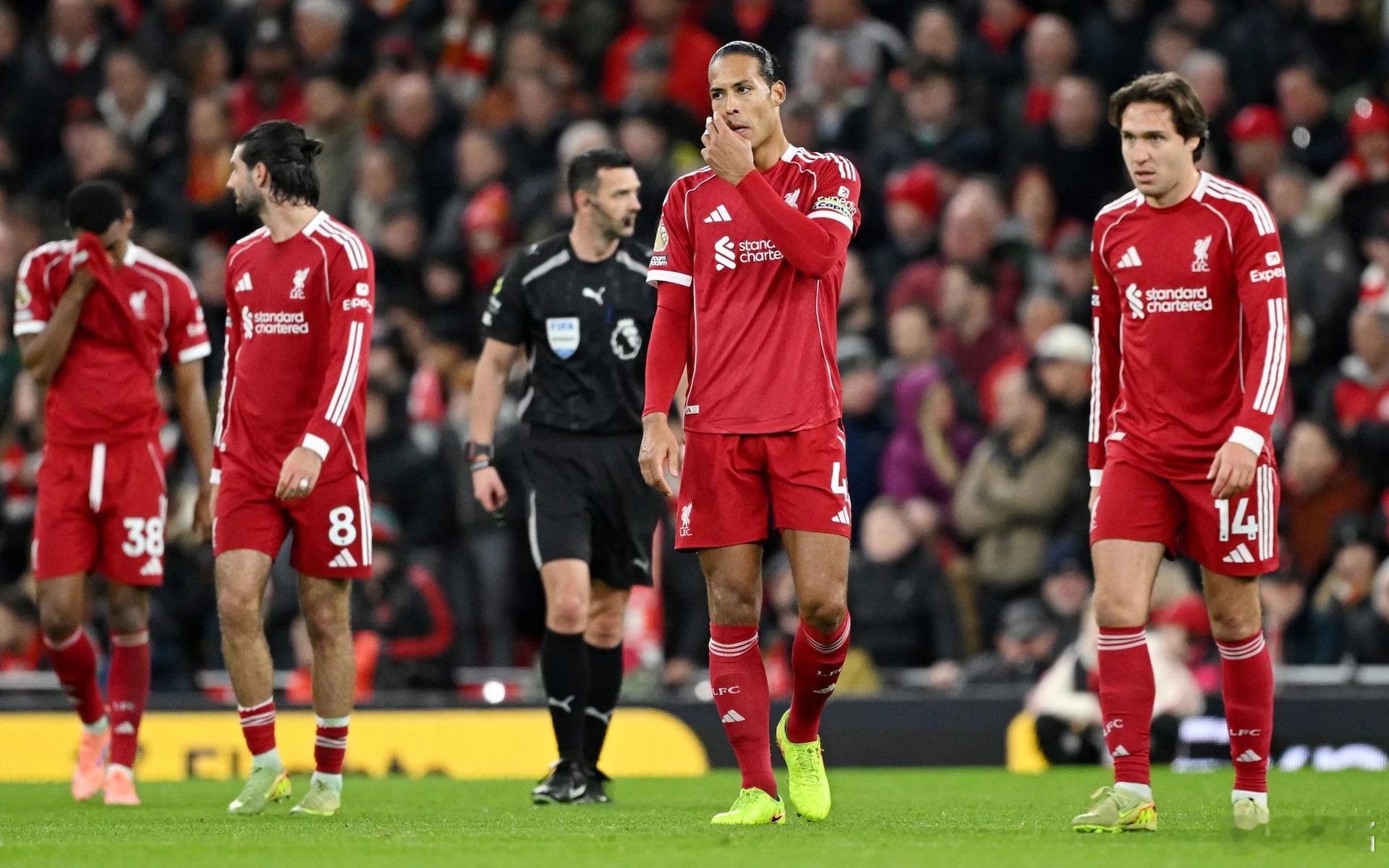 如果炒掉斯洛特，利物浦会让谁来执教呢？目前赋闲的名帅并不多。从传统来说，利物浦不