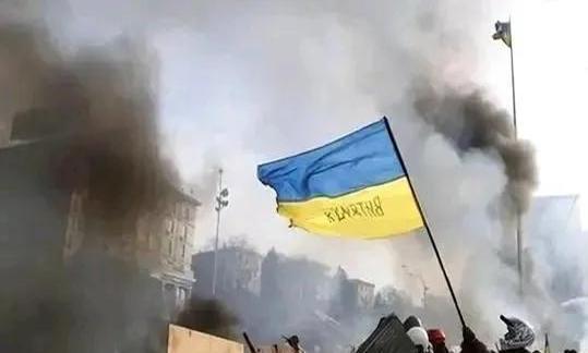 乌克兰要的“体面”有多贵？专家：战后穷百年，50–100年才能复原。泽连斯