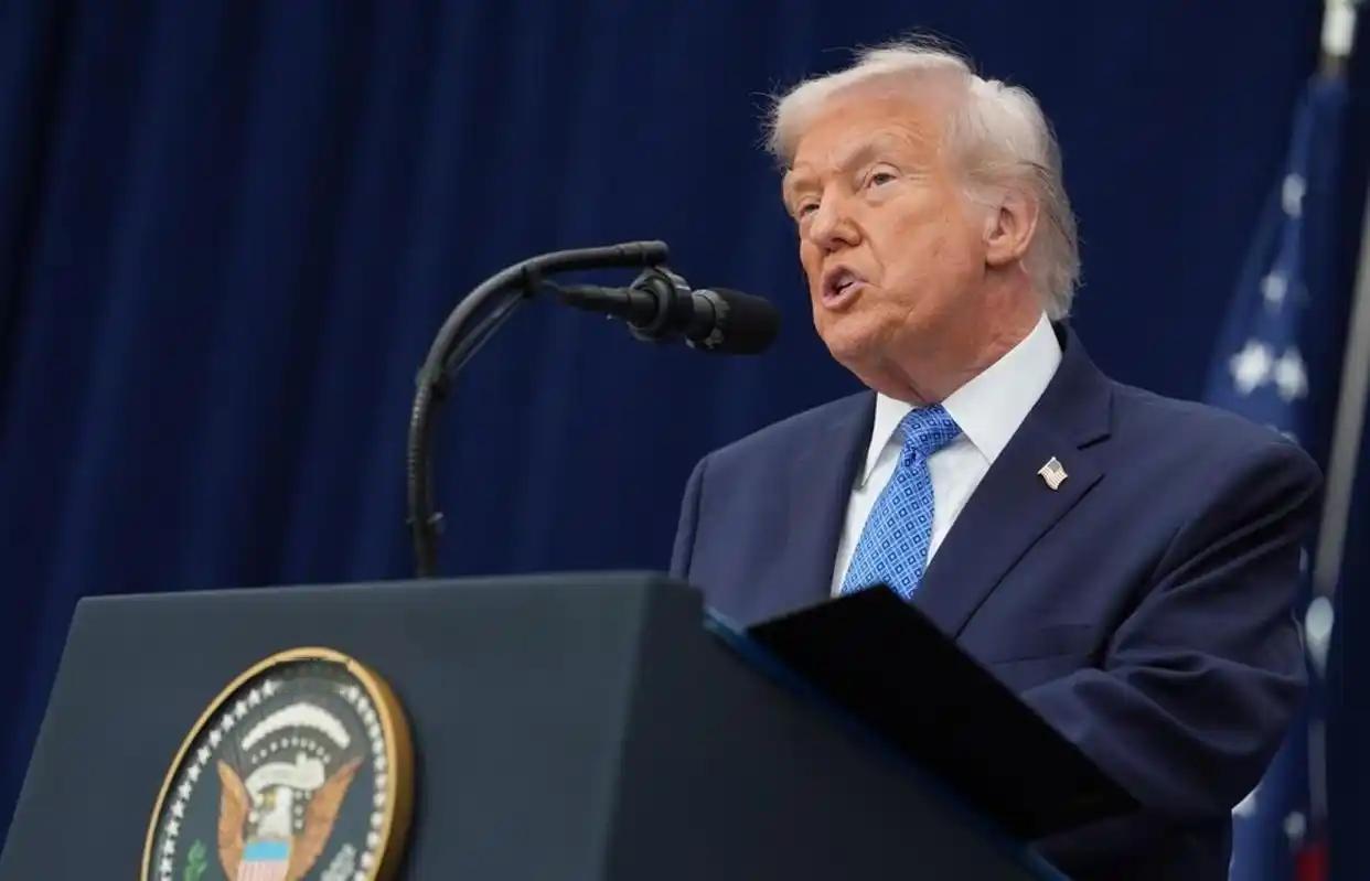 美国对中国的战略，概括起来就是两条：一，你别打我，我不要中美战争。二，我要消耗你