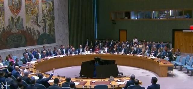 11国一致赞成也没用，北京果断出手告诉海湾各国：美国在中方不足挂齿！联合国安