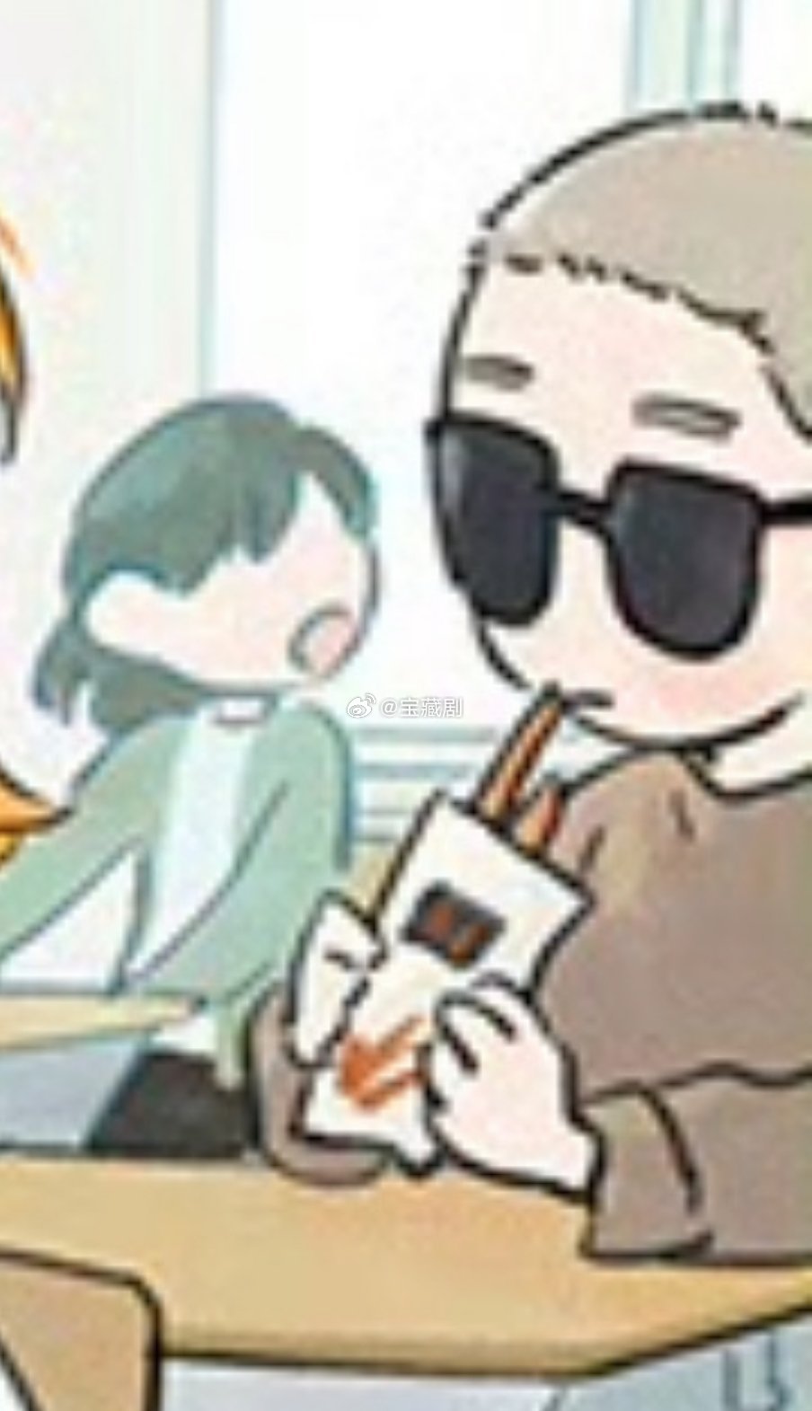 捡了东西的狼角落里的好大儿，眼里只有对食物的渴望二次元漫画cr：麻尾