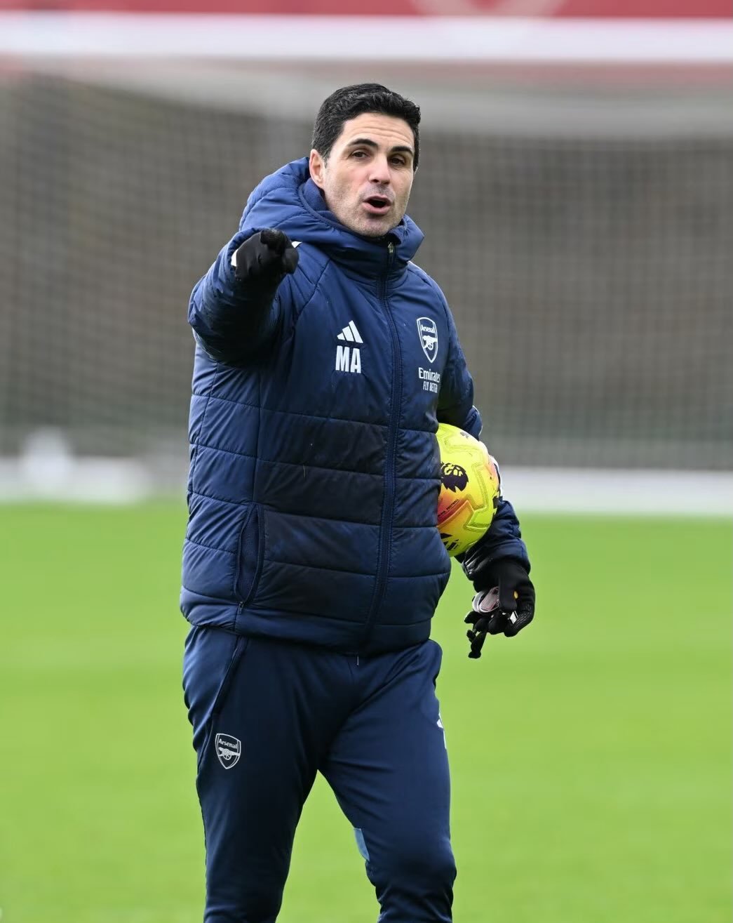 赛前新闻发布会，阿尔特塔更新球队伤情：“道曼恢复得很好，我想一周左右他就能归队，