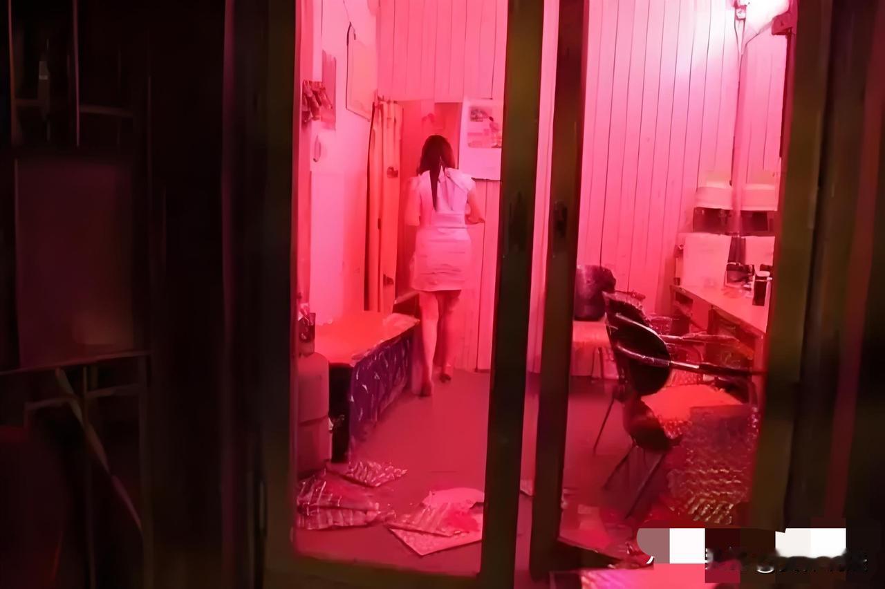 柳州上演奇葩百元涉黄案！深夜男子钻进养生馆，和老板娘进屋拉帘独处10分钟，刚出门