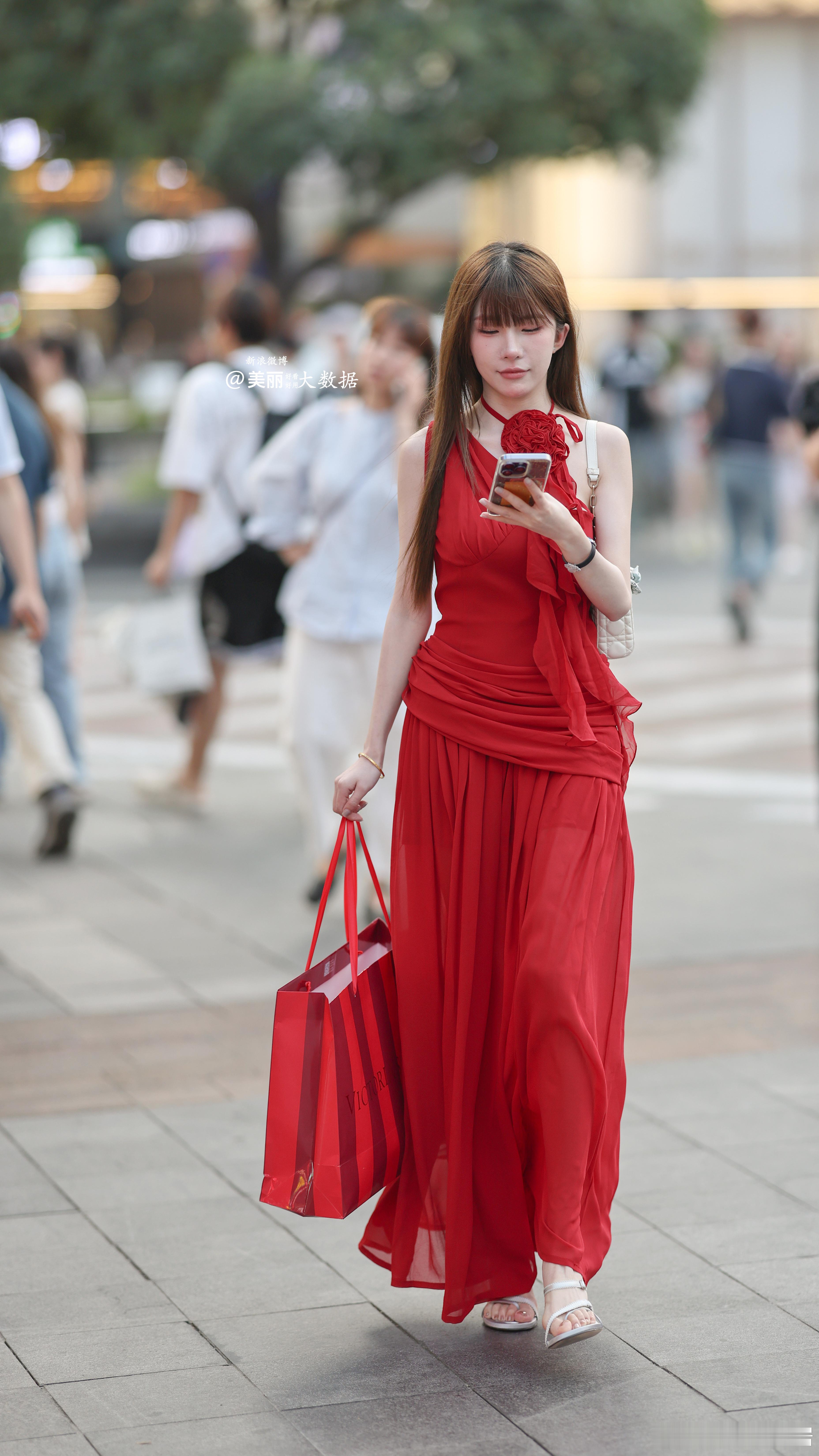 忍不住还是多修了几张。。。​​​